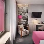 Hotel Colors 4*